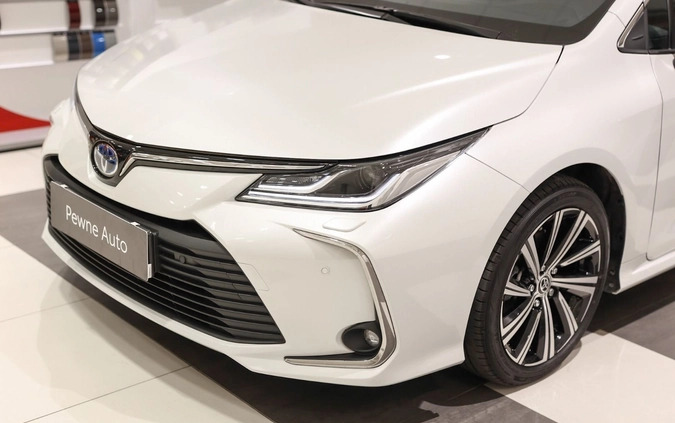 Toyota Corolla cena 119850 przebieg: 26753, rok produkcji 2022 z Bochnia małe 596